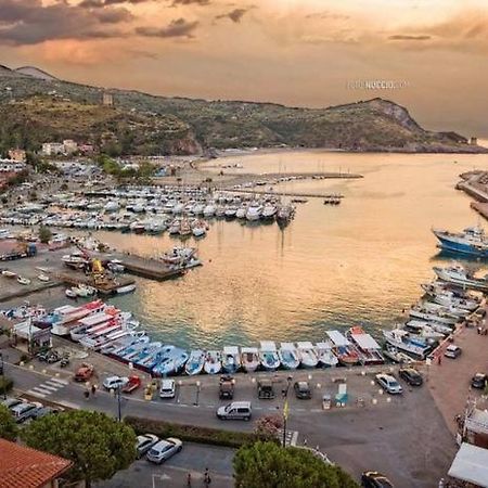 Affittacamere Amare Marina di Camerota Bagian luar foto